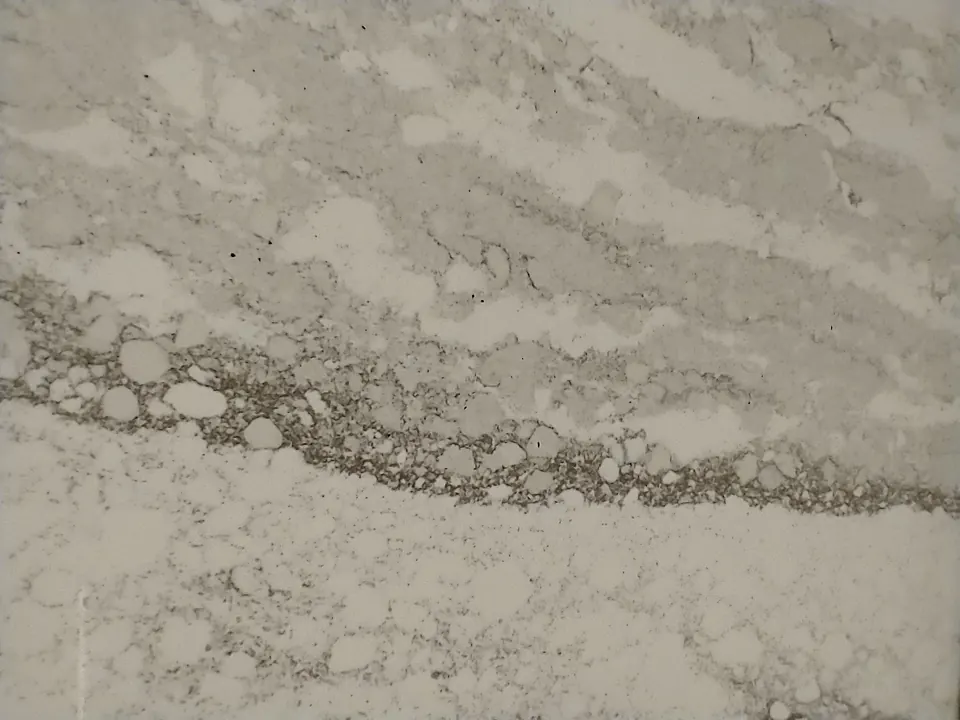 Échantillon de quartz reconstitué gris et blanc